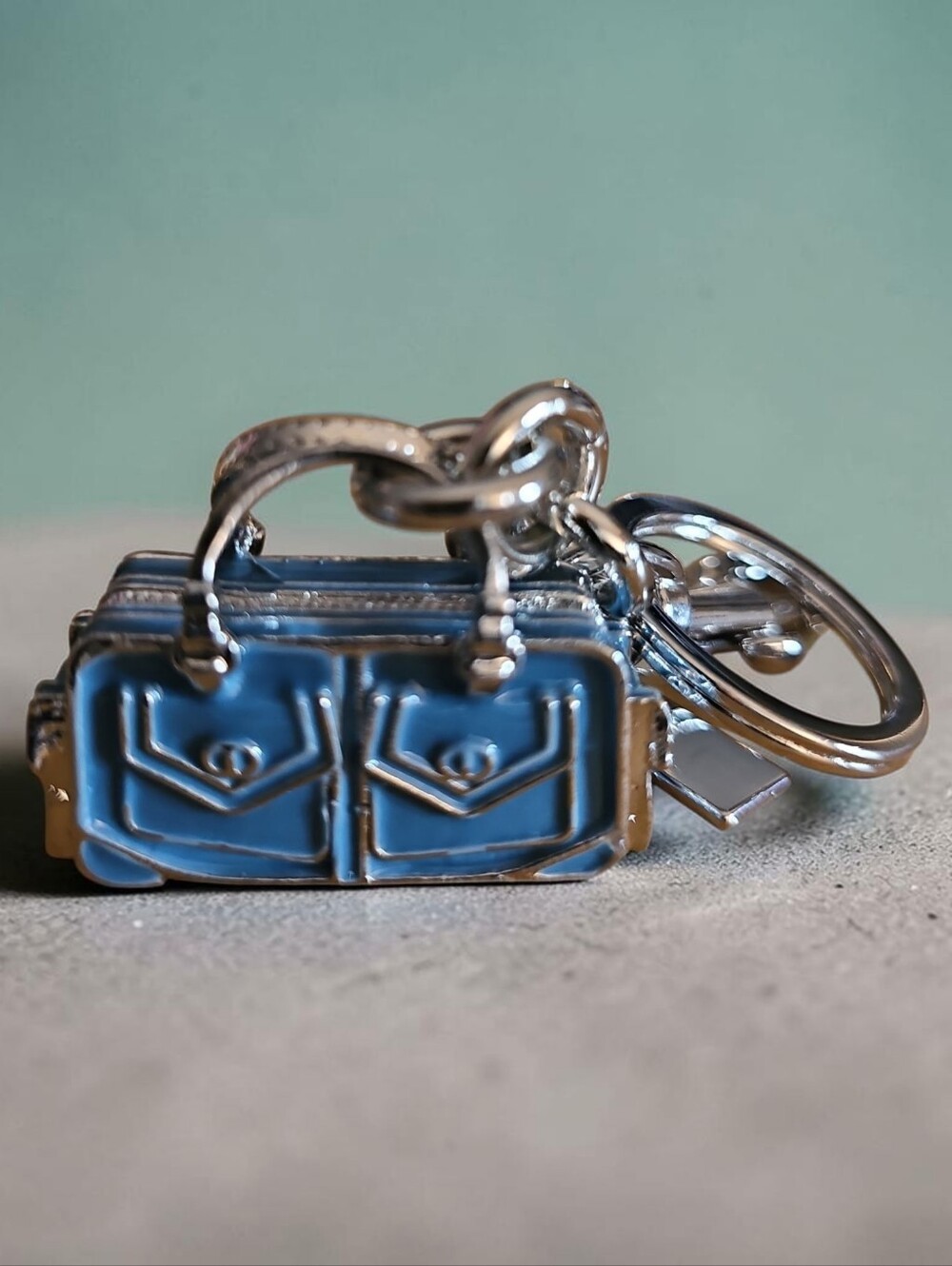 S. B NWT Silver and Black Handbag Keychain Charm - Men Accessories - Picture 3 of 4